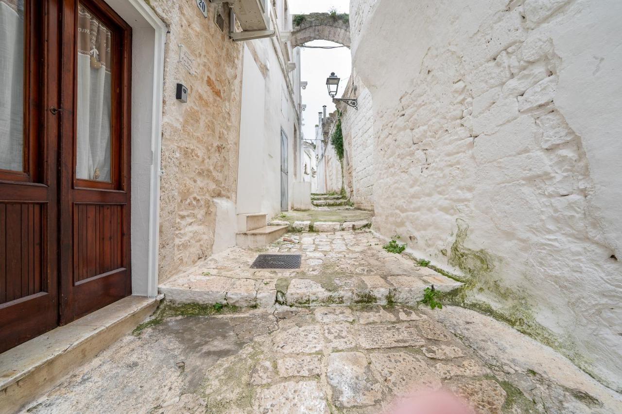 La Nicchia Di Zio Valerio Villa Ceglie Messapica Exterior photo
